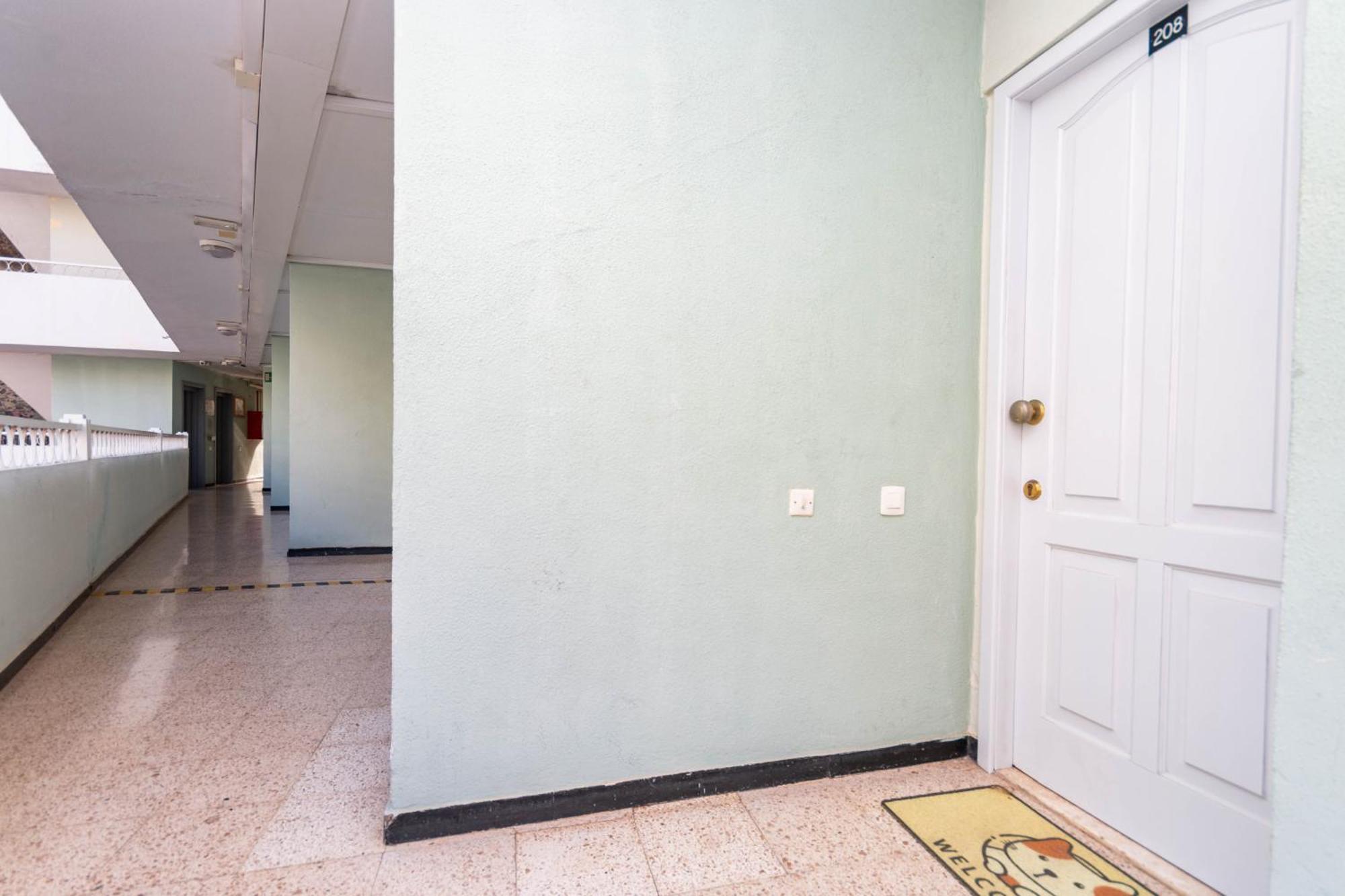 Serenity Yumbo - Europa Appartment 2Min Yumbo - 5Min From Beach - Wifi Free - Air Conditioner - Private Services - Free Welcome Book - Cohote Conserjeria Gran Canaria Playa del Inglés Extérieur photo